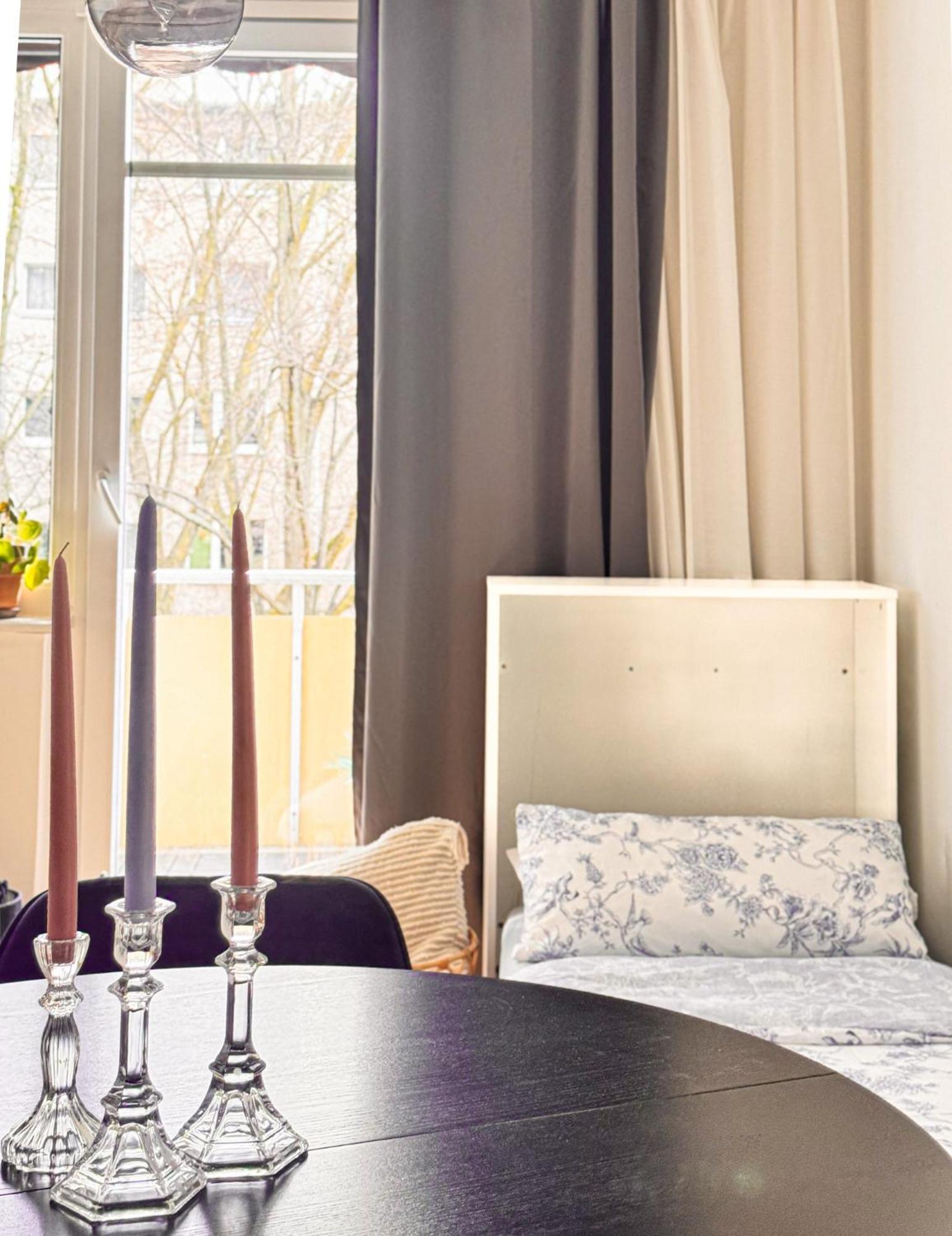 01 Bedroom In Mitte-Up To 5 People-Private Free Parking ベルリン エクステリア 写真